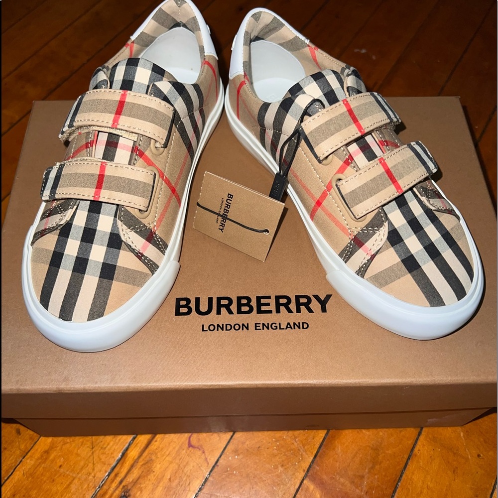 Burberry Sneakers